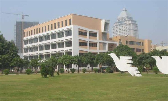 五邑大学